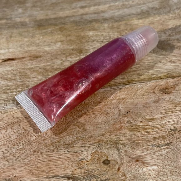 Organic, All Natural, Non-GMO Lip Gloss (color: Fantasy) - Picture 1 of 2